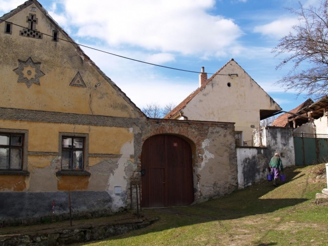 a místní rolník.