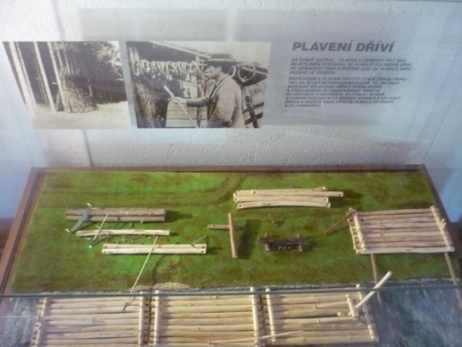Expozice o splavování dřeva