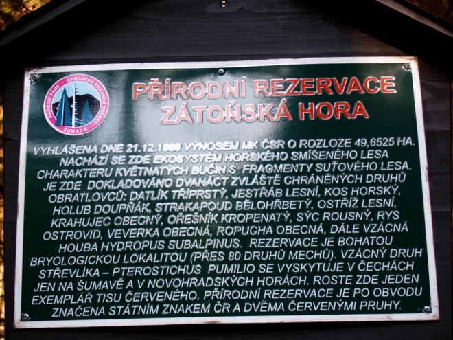 Cedule přírodní rezervace. 