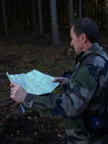 Tady už končí veškerá sranda a začíná naše tápání v horském terénu s mapou a busolou v ruce.