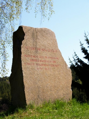 Kámen zde zvěstuje cosi o třicetileté válce.