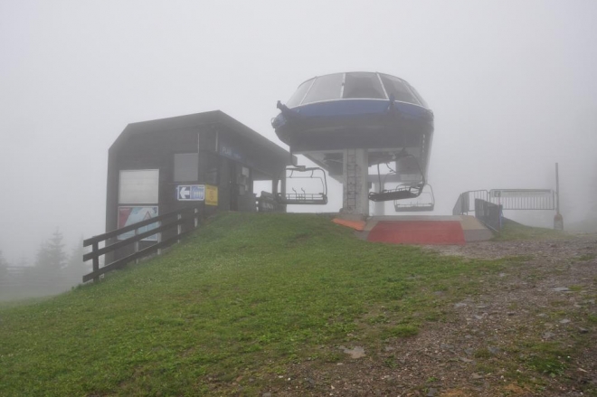 Horní stanice Planiny nám ušetří výstup na hřebeny hor.