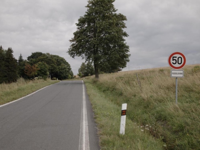 Poddolováno, nejezděte rychle a nedupejte! (Radim)