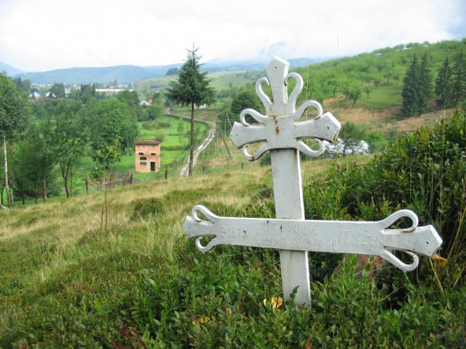 Na hřbitově