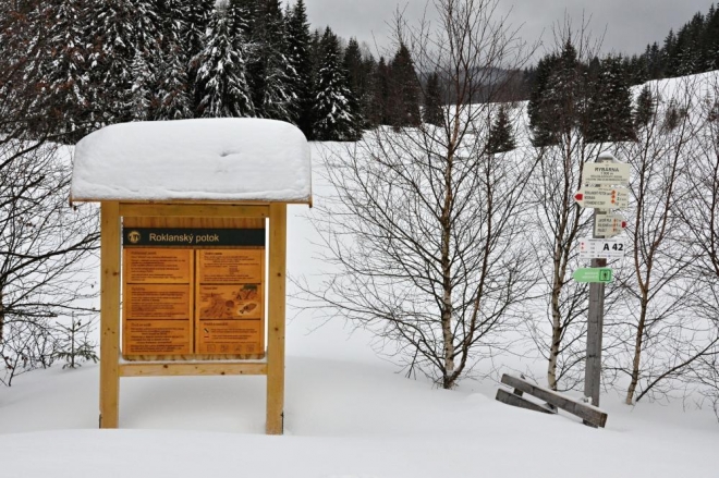 Rozcestí u Rybárny (1 000m).