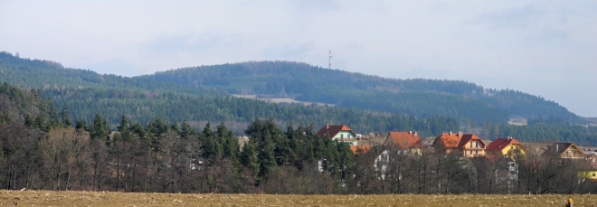 Pohled k Velkému Kamýku od Dobevi.