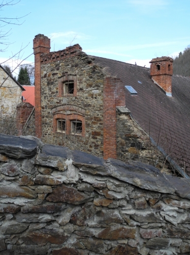 A také starobylá stavení a jejich zajímavou architekturu.