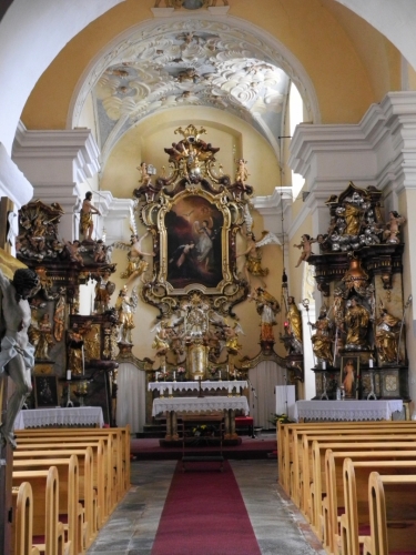 Kostel ve Vlachovo Březí.