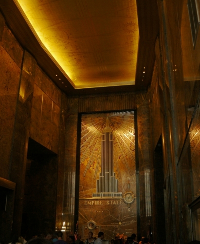 Uvnitř Empire State Building