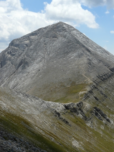 Pyramida Vichrenu je již před námi, zdoláme ji hned po obědě.
