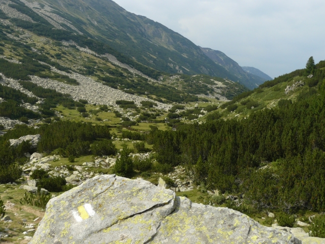 Demjanická dolina, kterou budeme sestupovat dolů do Banska.