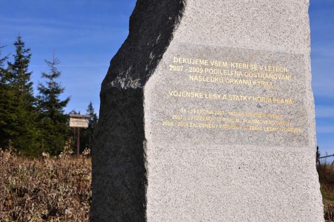 Na památku všem, co pomohli s likvidací spouště po orkánu Kirill. Bohužek v I. zónách NP Šumava to na hřebenech vypadá jinak. Snad i tam čas rány zhojí, byť to bude trvat hodně dlouho...