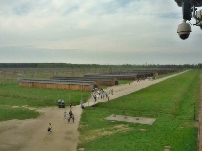 Z věže SS na ubytovací zařízení