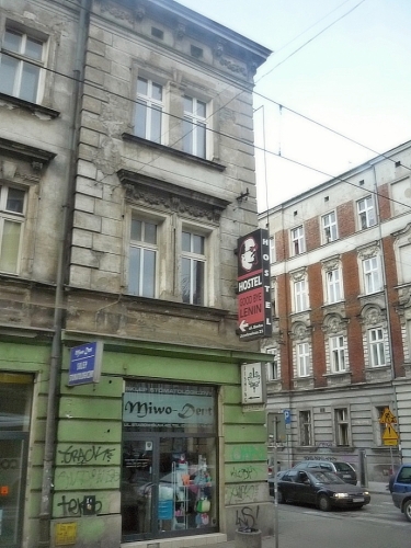 Směrem do hostelu GOODBYE LENIN