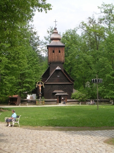 Kostel v rožnovském skanzenu (2007, Hana Šimková)