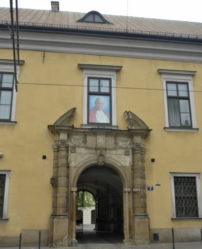 Biskupský palác Jana Pavla II. s oknem