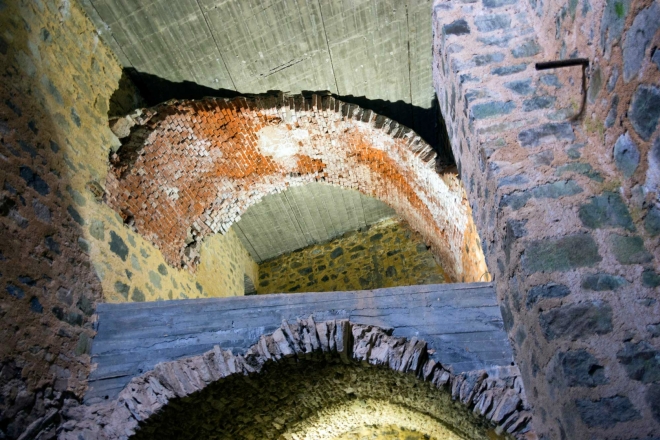 Zvíkov - torzo původní klenby