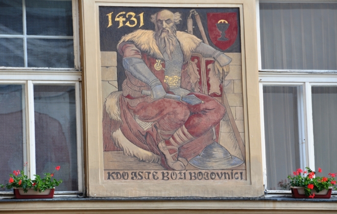 Freska na budově radnice.