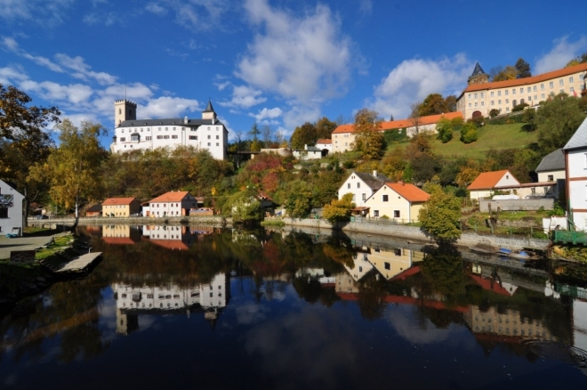 Konečně azuro.