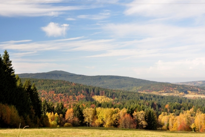 Libín a Rohanovský vrch (1 010 m n. m.).