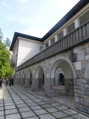 Kavárna s restaurací