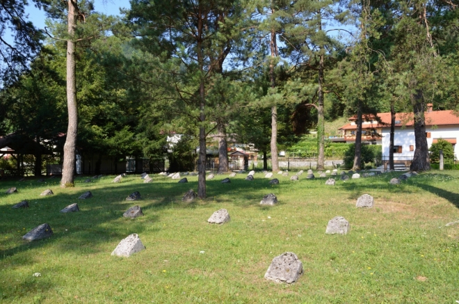 Vojenský hřbitov Loče na okraji Tolminu