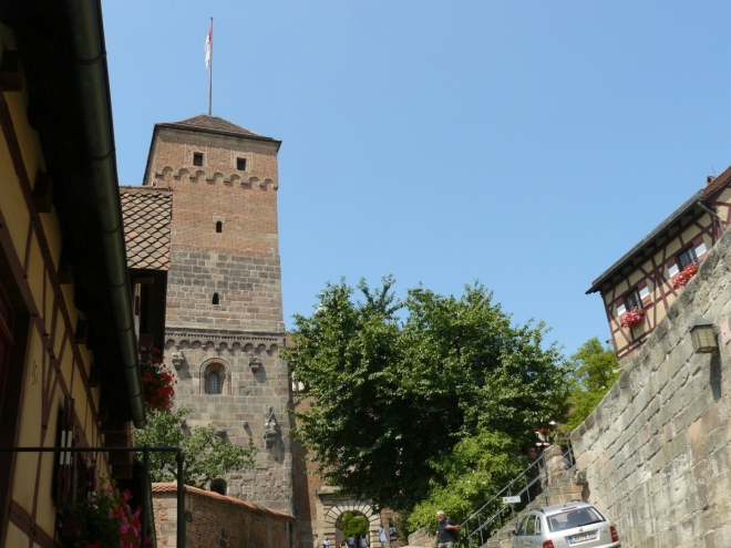 Hrad v Norimberku, za vstupní branou