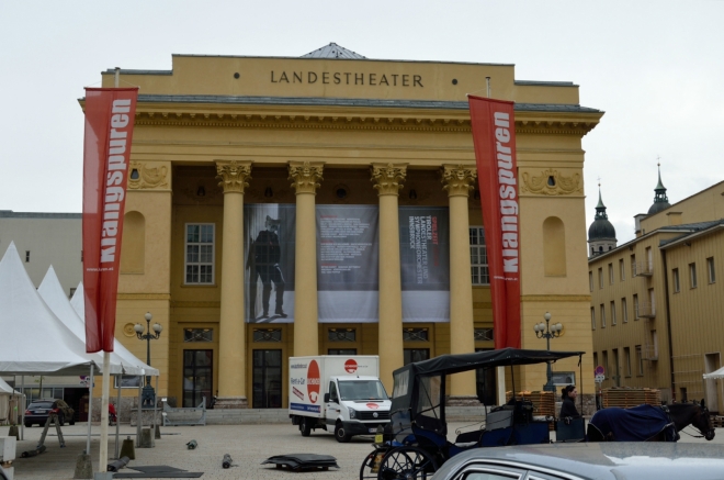 Tyrolské zemské divadlo (Tiroler Landestheater)