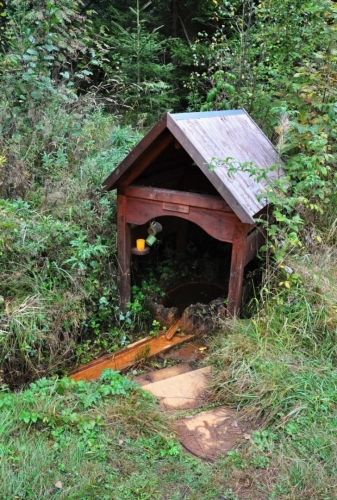 Studánka Myšího pramene.