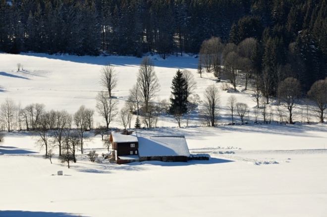 Samoty za hranicí, Marschhäuser.