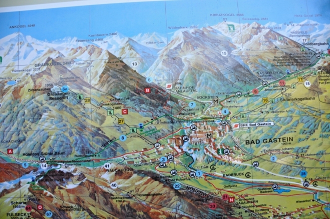 Bad Gastein je obklopený vysokými horami, my jsme upřednostnili nižší travnatý Fulseck a  Schuhflicker.