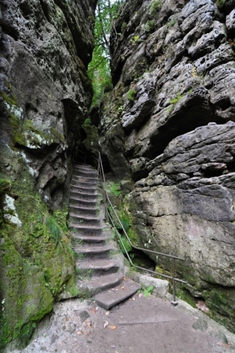Schwedenlöcher - stoupání k Bastei.