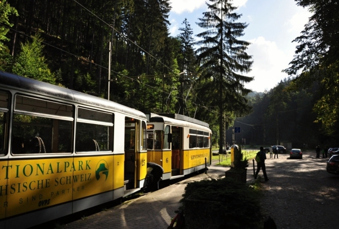 Historická tramvaj - údolí Křinice.