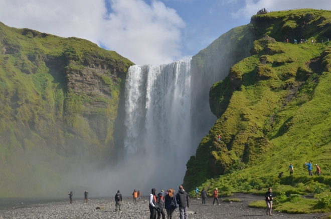 Skógafoss vysoký též 60 metrů