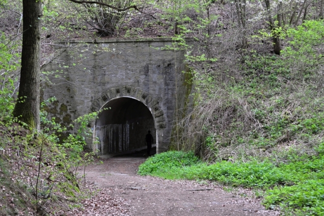 Viadukt .