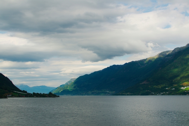 Výhled na Sørfjorden směrem od Oddy