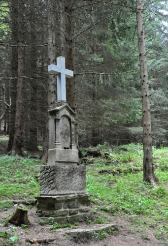 Kříž u zaniklé obce Josefovéá.