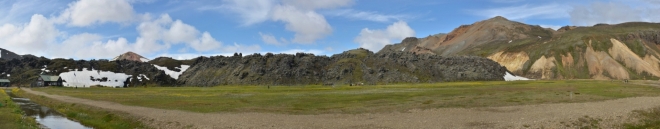 Panorama okraje lávového pole Laugahraun z 15. století.
