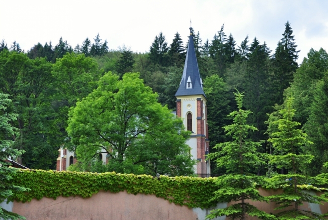 Horní Lomná - Kostel sv. Kříže.