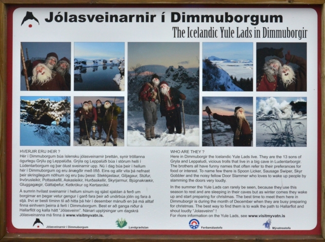Něco málo o skřítcích žijících v Dimmuborgiru. V létě je zahlédnout nelze, to odpočívají. Nejaktivnější jsou v prosinci, kdy se připravují na roznášení dárků o Vánocích.