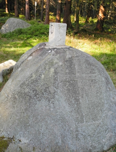 Křížový kámen.