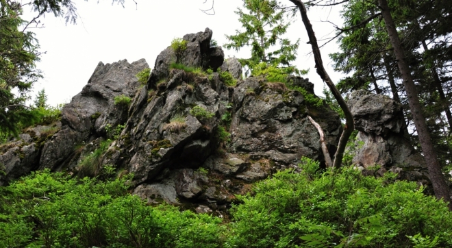 Černá skála (1 039 m n. m.).