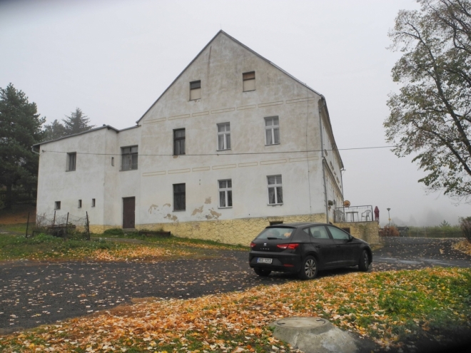Homole u Panny, klidná, tichá víska nám poskytne své zázemí.