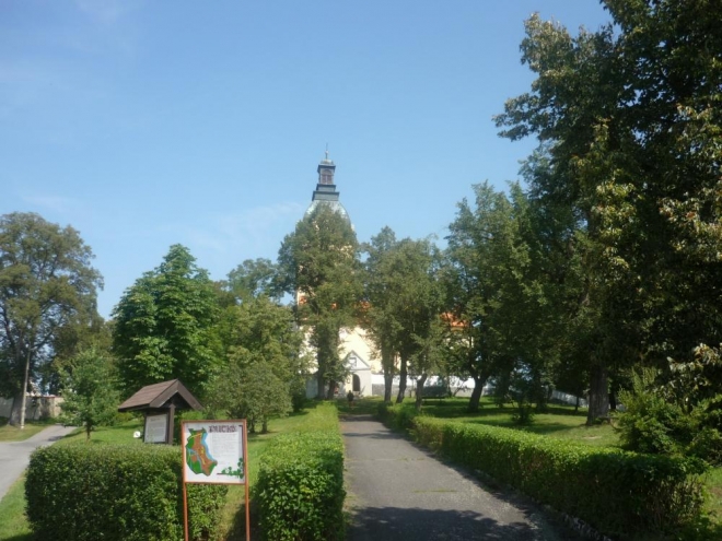 Ještě jednou zalesněný kostel