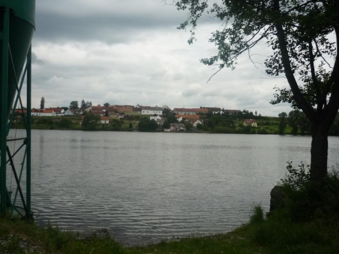 A zde jsou - Krty - Hradec