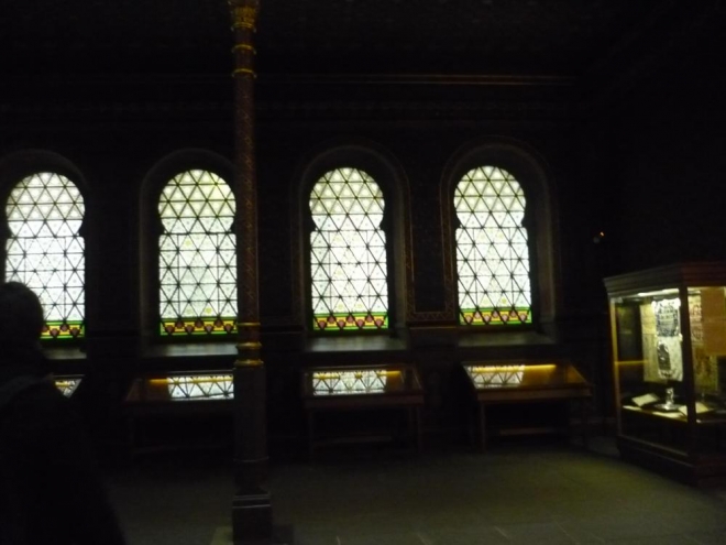 Okna v synagoze