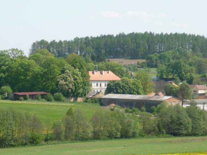 Tvrz v Němčicích