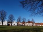 Holašovice nejsou žádným mrtvým skanzenem, ale jsou vesnicí v pravém slova smyslu. Každoročně se zde konají Holašovické slavnosti, které jsou přehlídkou řemeslné dovednosti, lidové tvořivosti ale také dobré zábavy a pohody.