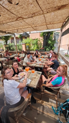 Prosíme 10x aperol.