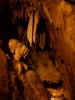Krasová oblast Jeskyně Na Pomezí je tvořena vrstvami krystalických vápenců (mramorů), které vznikly v období starších prvohor. Na malém území jsou zde vyvinuty výrazné povrchové krasové jevy, zejména škrapy, závrty, paleoponory, aktivní ponor a vývěr. Mnohem významnější jsou však krasové jevy podzemní, v oblasti se vyskytuje několik jeskyní.